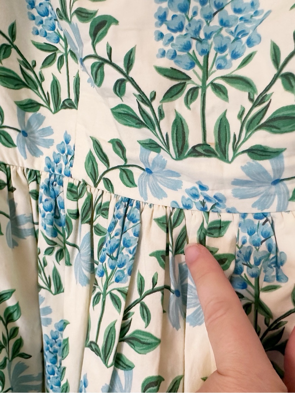Anthropologie Let Me Be Blue and Green Hydrangea Printed Midi Dress - size M - Picture 12 of 16